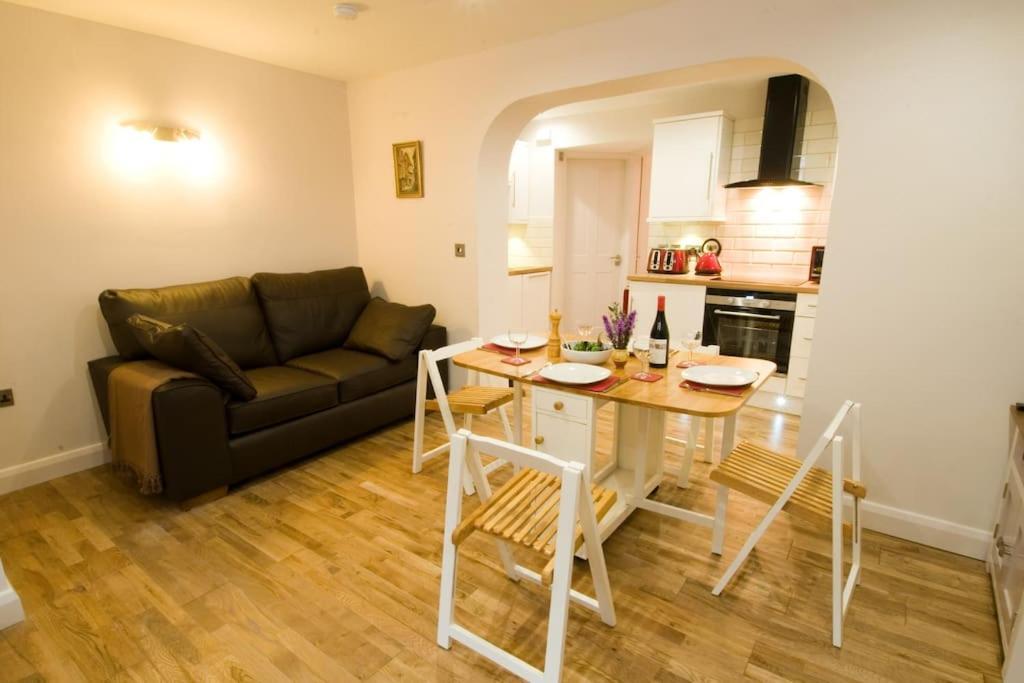 Gillygate Central Apartment York Exterior photo